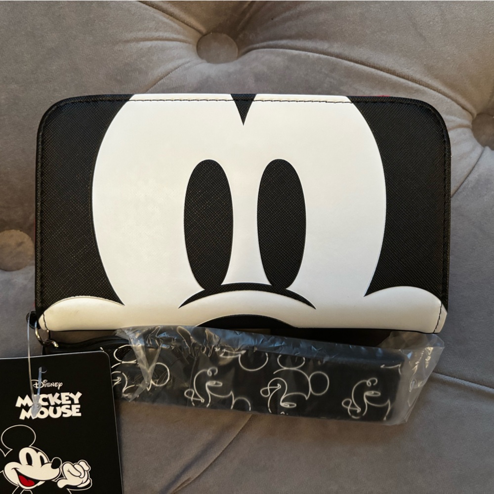 Bioworld Black and White Mickey Mouse Wallet